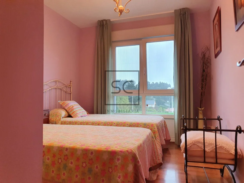 Chalet con piscina y barbacoa en veige-playa cirro-carnoedo, sada