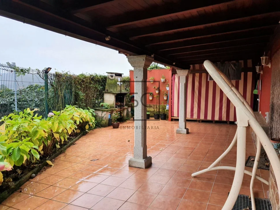 Chalet con piscina y barbacoa en veige-playa cirro-carnoedo, sada