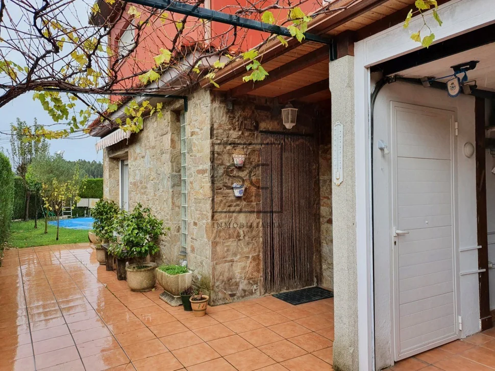 Chalet con piscina y barbacoa en veige-playa cirro-carnoedo, sada