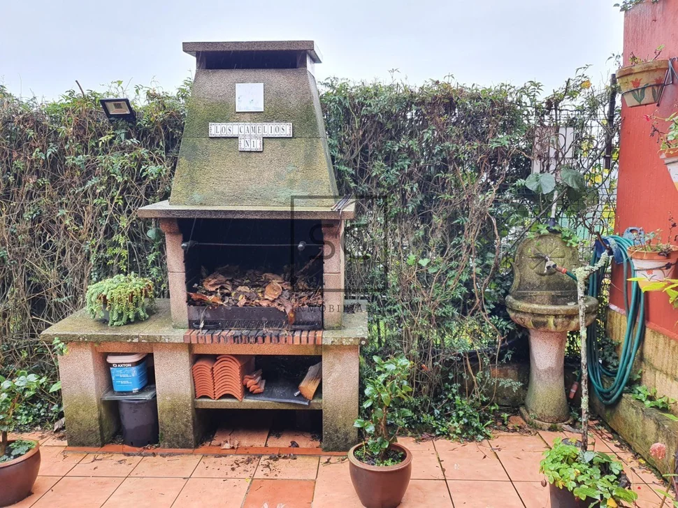 Chalet con piscina y barbacoa en veige-playa cirro-carnoedo, sada