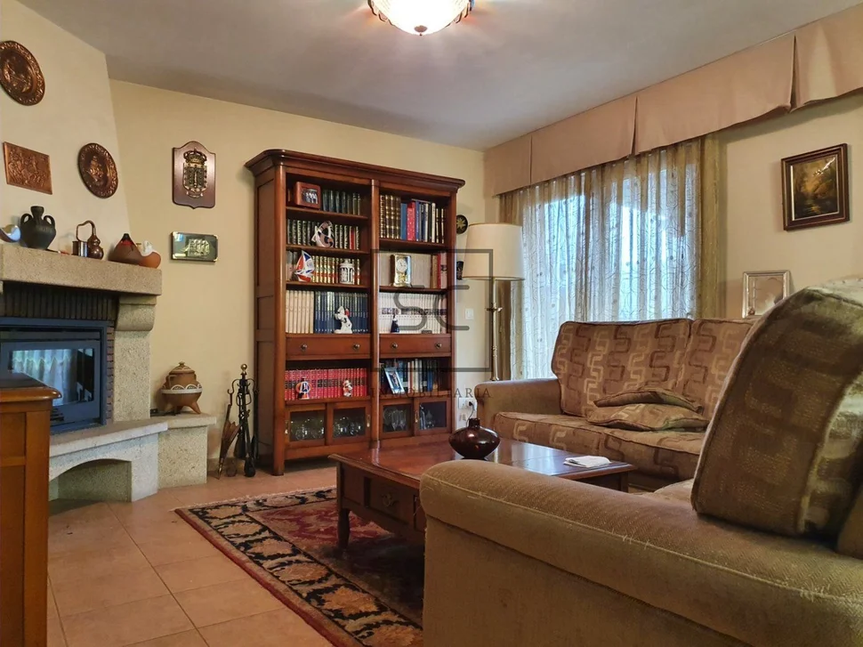 Chalet con piscina y barbacoa en veige-playa cirro-carnoedo, sada