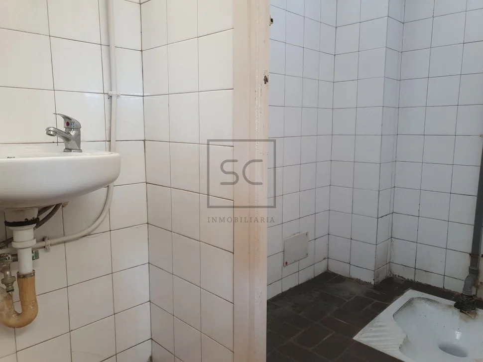 Local comercial en san juan, ferrol