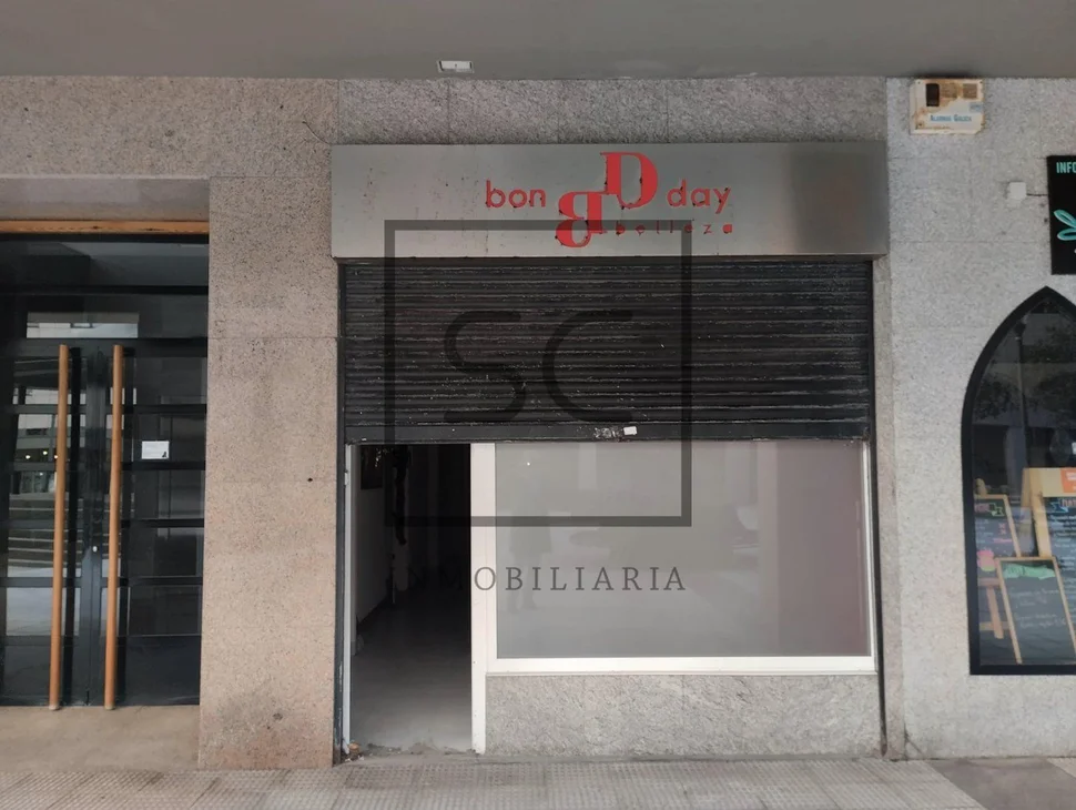 Local comercial en os castros, a coruña