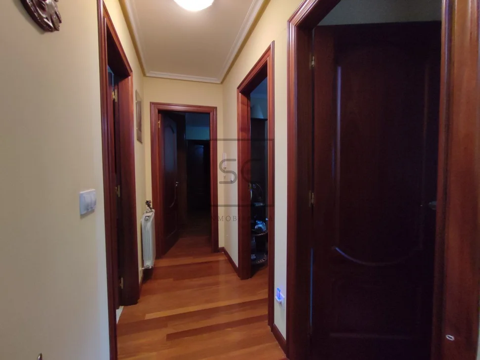 Amplico Dúplex con Ascensor, Trastero y Garaje en Alto Castaño, Narón