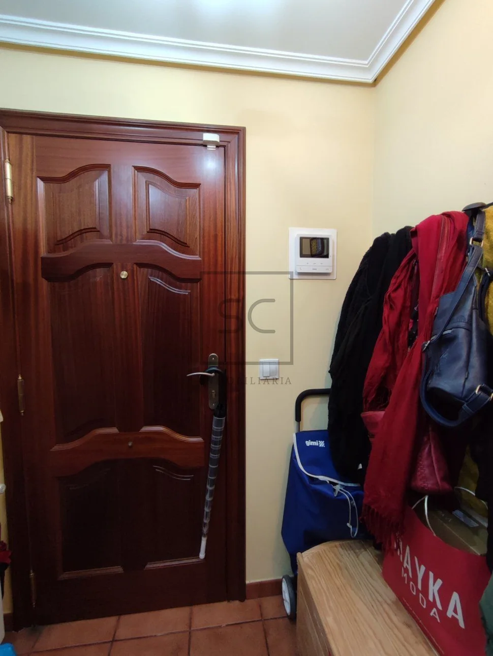 Amplico Dúplex con Ascensor, Trastero y Garaje en Alto Castaño, Narón