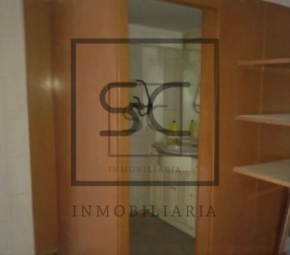 Oficina muy luminosa en cuatro caminos, a coruña