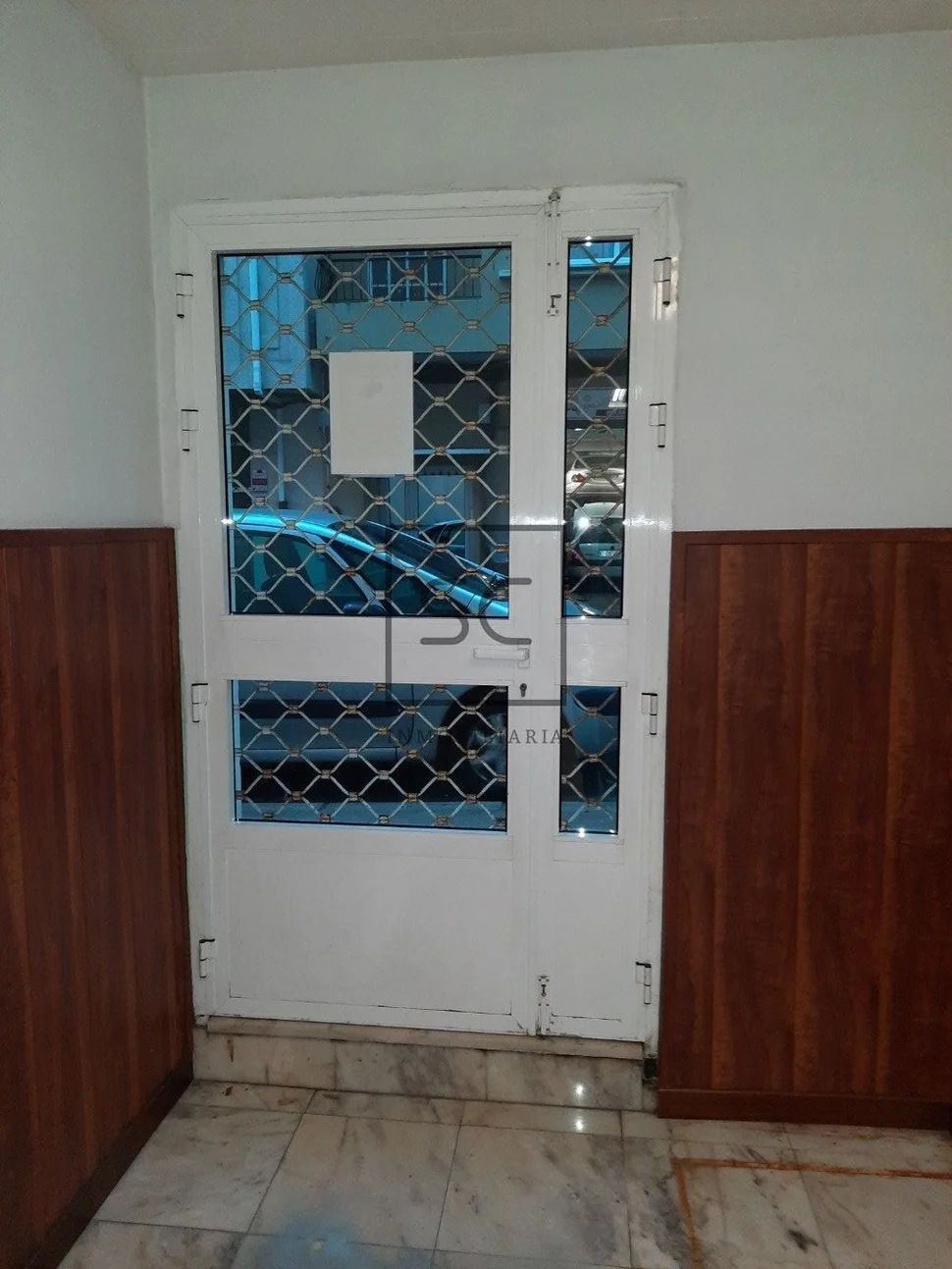 500 metros de local comercial en la carretera de castilla, ferrol