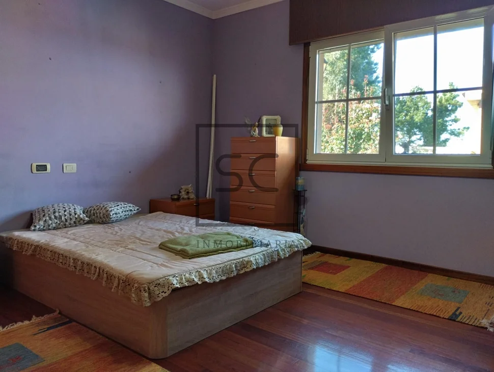 Casa amueblado con terreno en larín, arteixo