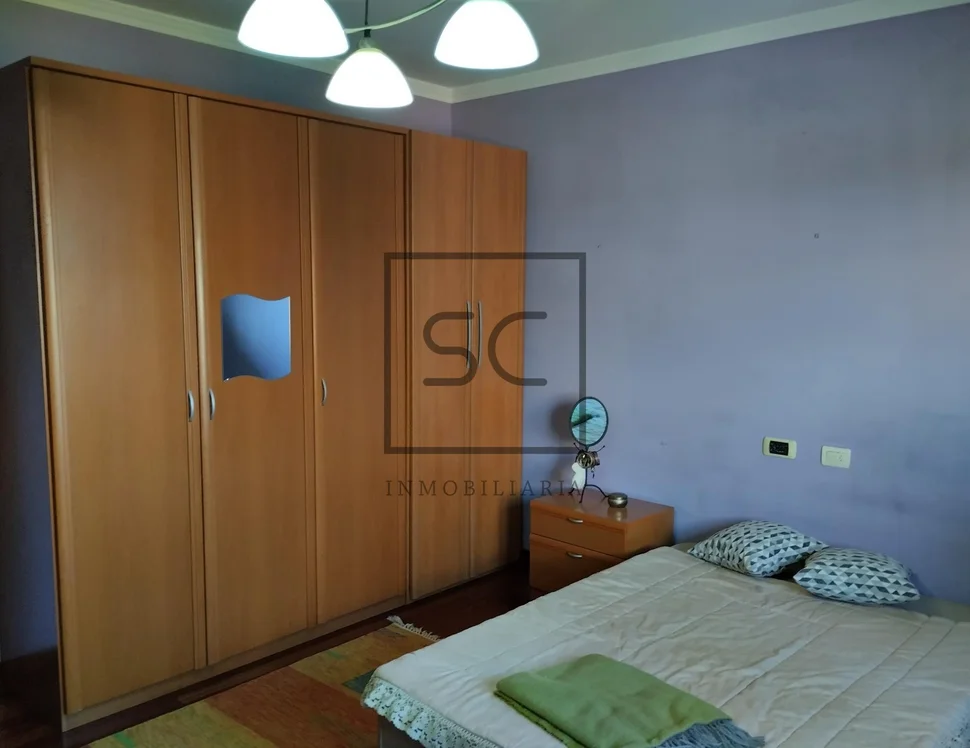 Casa amueblado con terreno en larín, arteixo