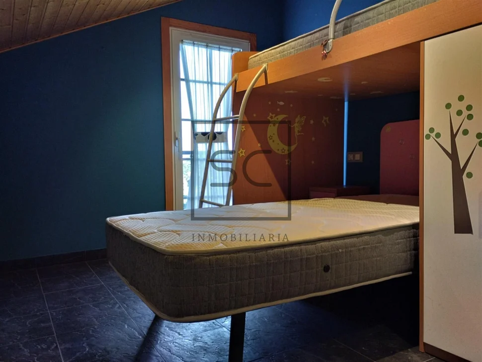 Casa amueblado con terreno en larín, arteixo