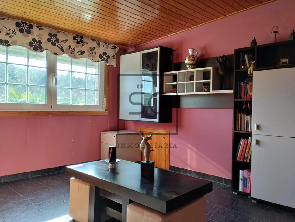 Casa amueblado con terreno en larín, arteixo
