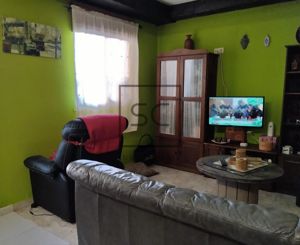 Casa amueblado con terreno en larín, arteixo