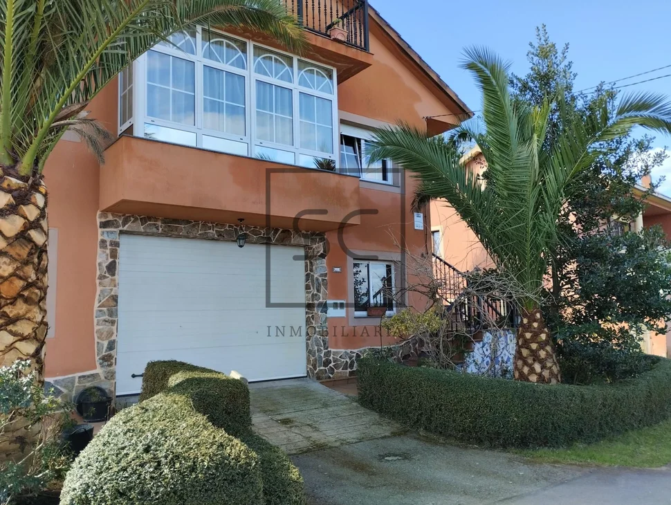 Casa amueblado con terreno en larín, arteixo