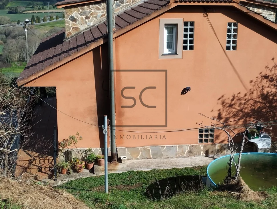 Casa amueblado con terreno en larín, arteixo