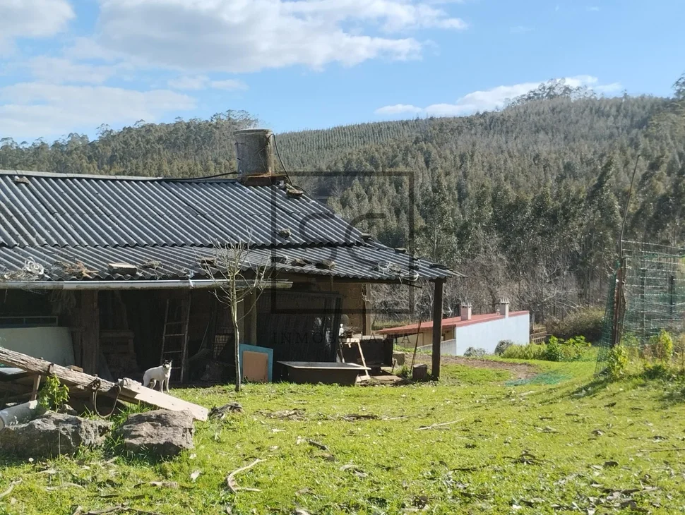 Casa amueblado con terreno en larín, arteixo