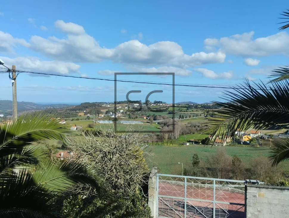 Casa amueblado con terreno en larín, arteixo