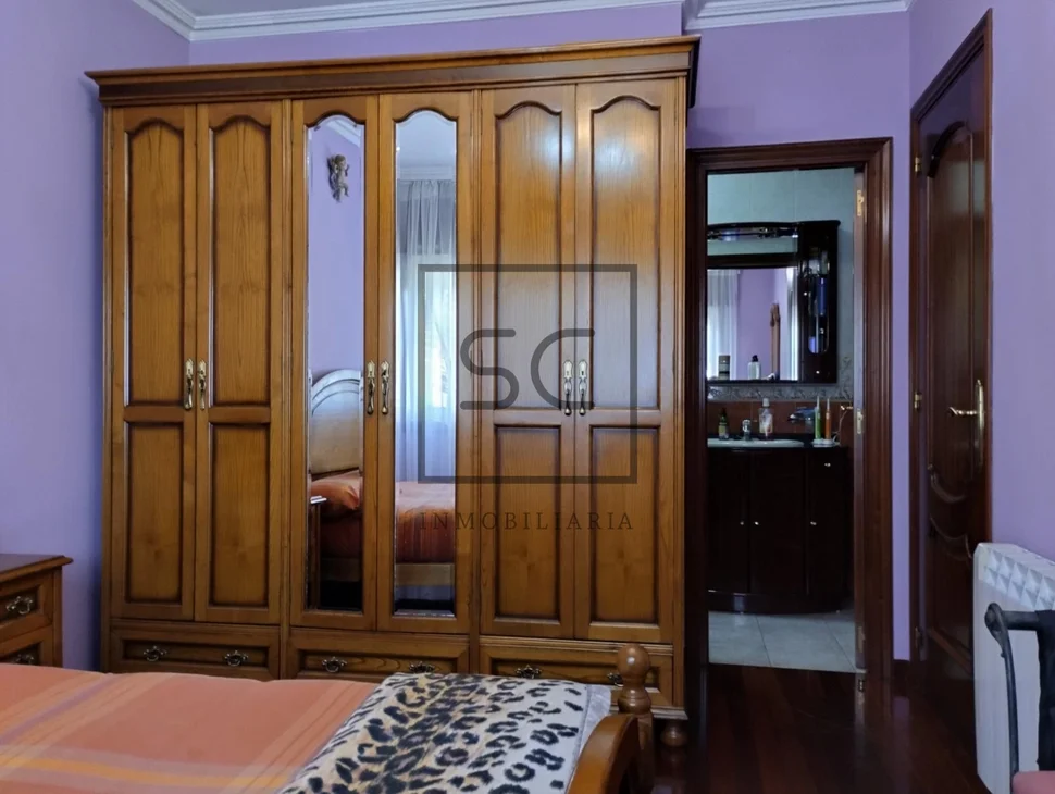 Casa amueblado con terreno en larín, arteixo