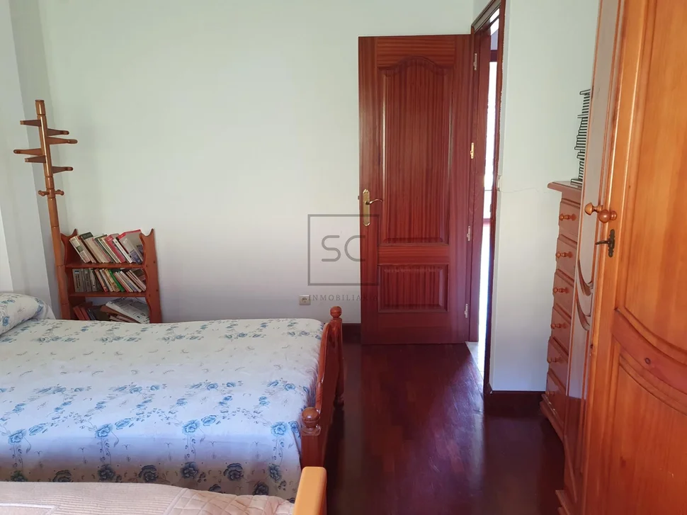 Casa con finca en cedeira