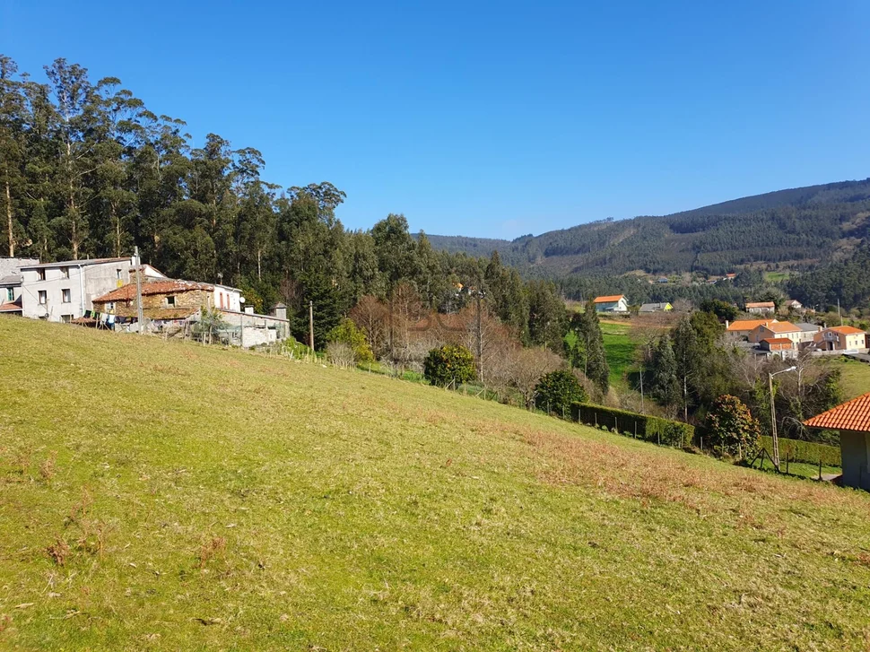 Casa con finca en cedeira