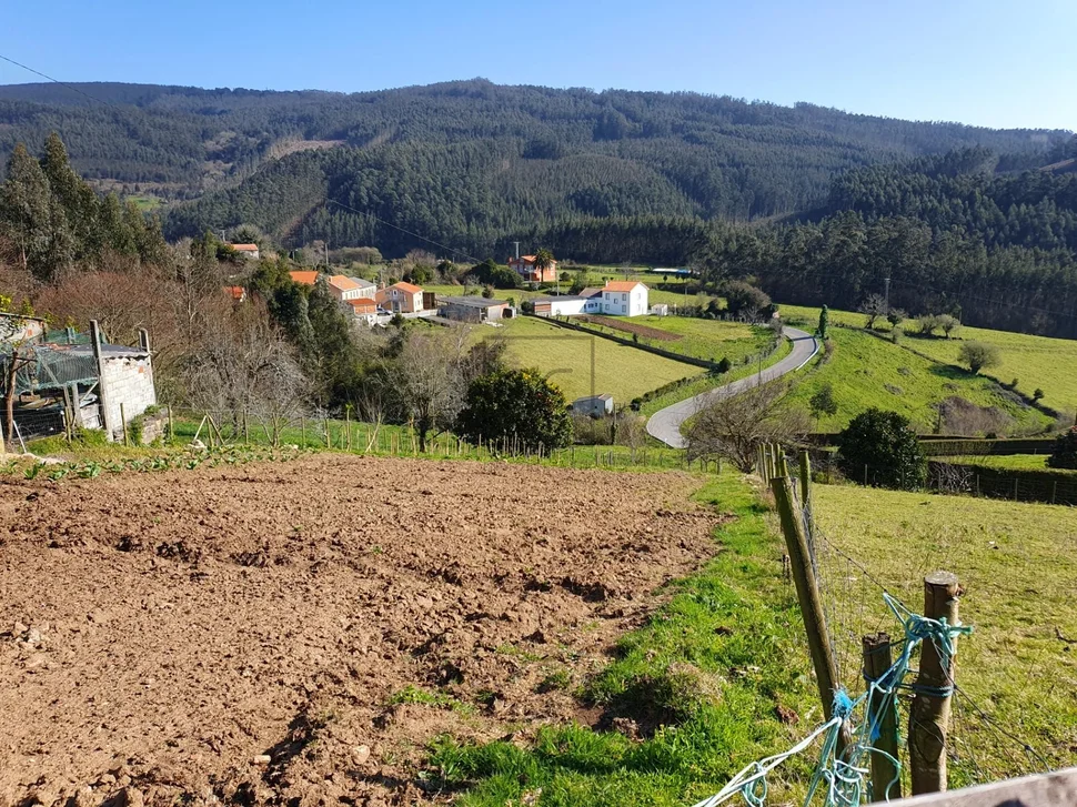 Casa con finca en cedeira