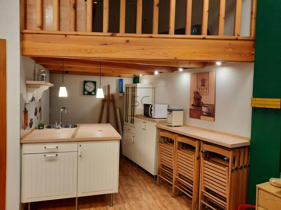 Espacio comercial con posibilidad de conversión a vivienda