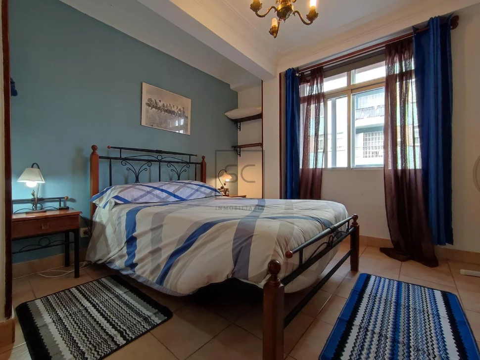 Céntrico piso en ultramar