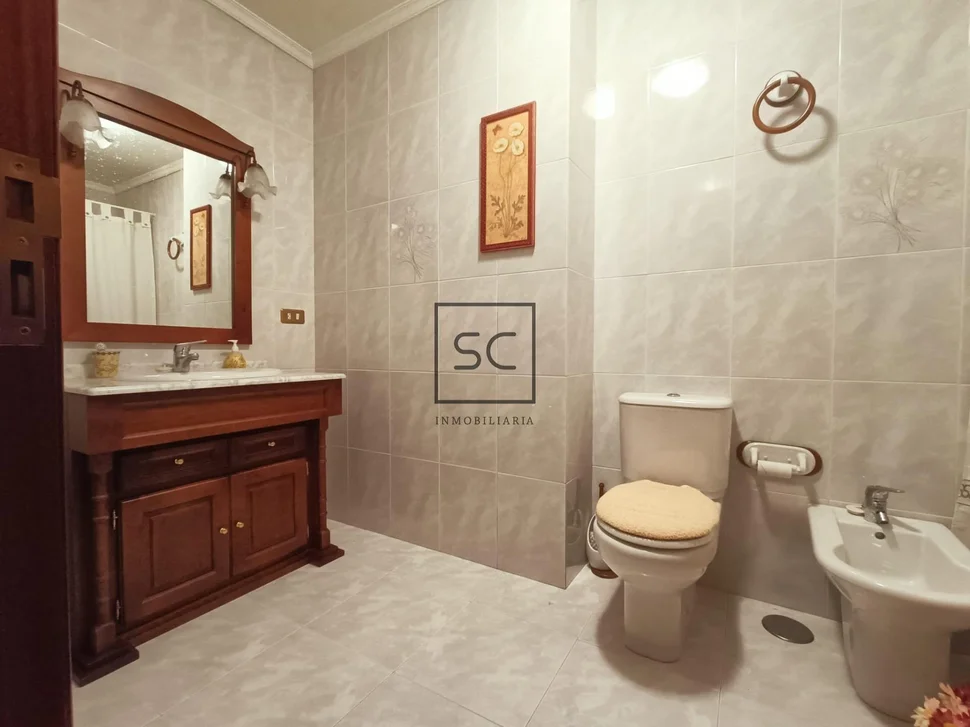 Céntrico pisoo con 3 habitaciones en el centro, ferrol