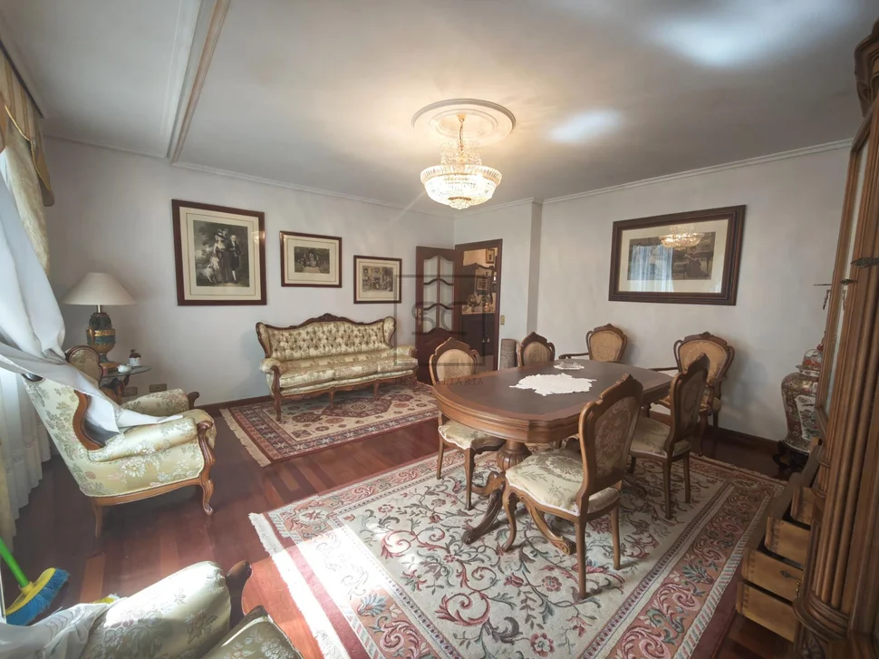 Céntrico Pisoo con 3 Habitaciones en el Centro, Ferrol