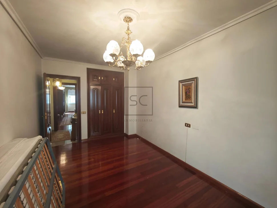 Céntrico Pisoo con 3 Habitaciones en el Centro, Ferrol