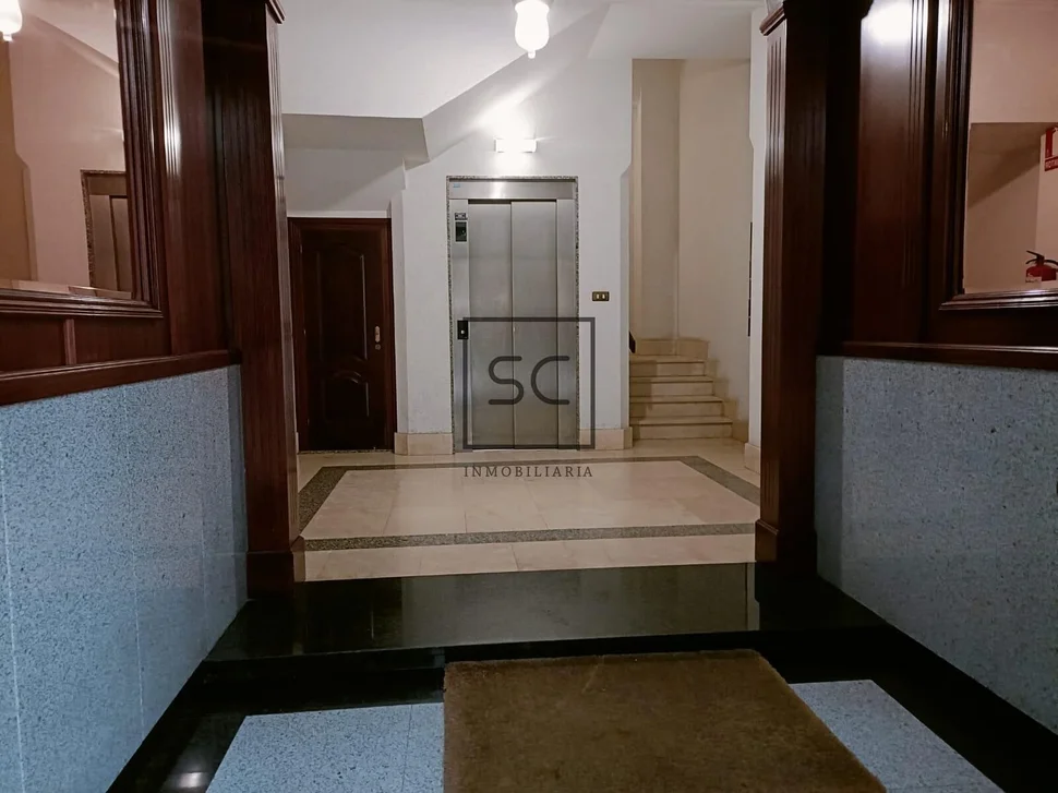 Céntrico Pisoo con 3 Habitaciones en el Centro, Ferrol