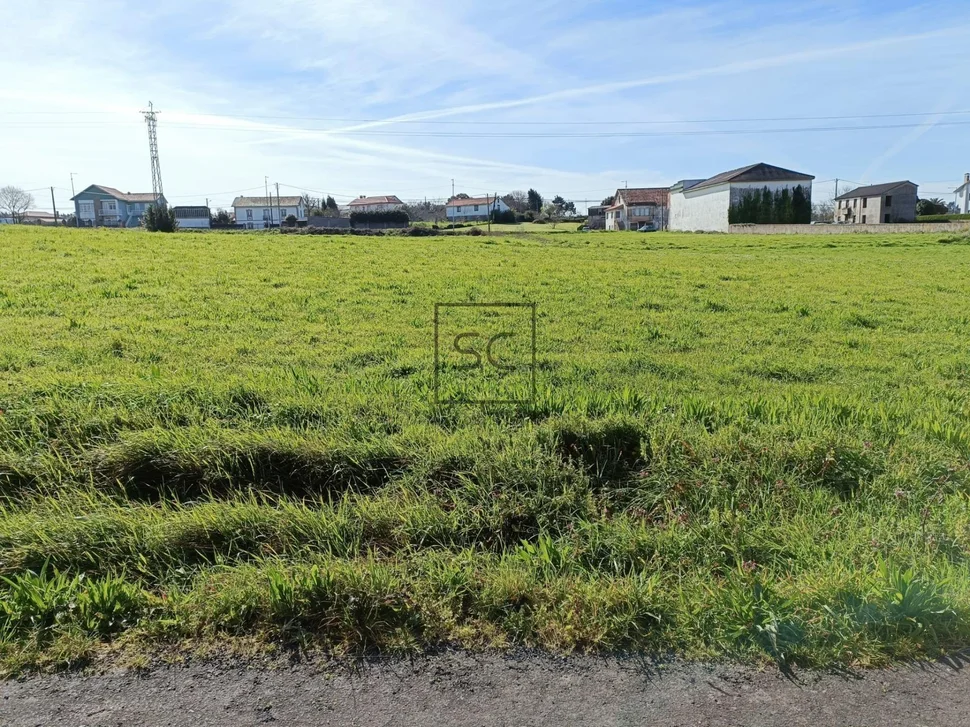 Terreno edificable en meirás