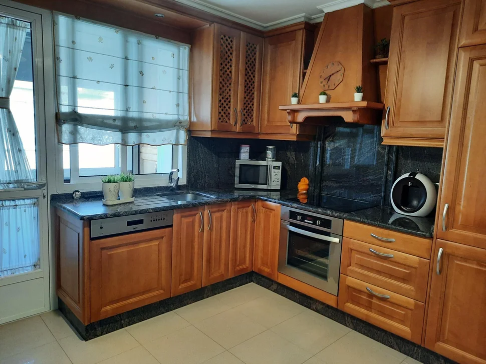 Duplex con ascensor y garaje zona el alto- narón