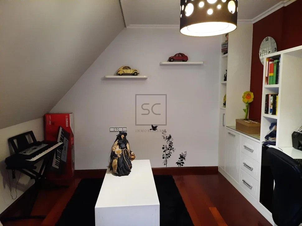 Duplex con ascensor y garaje zona el alto- narón