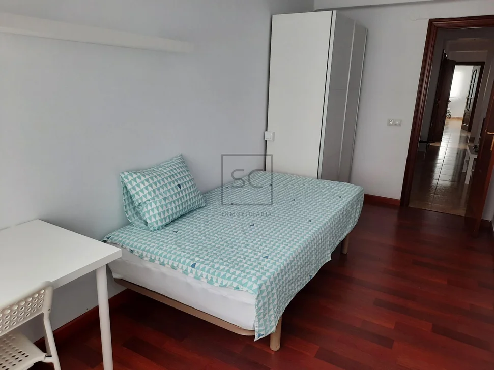 Piso con Garaje en Zona Centro Ferrol – foto 11