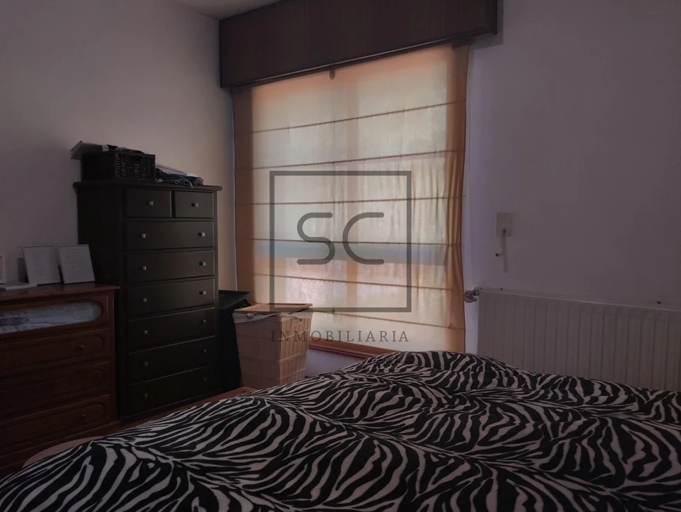 Adosado con jardín en a zapateira