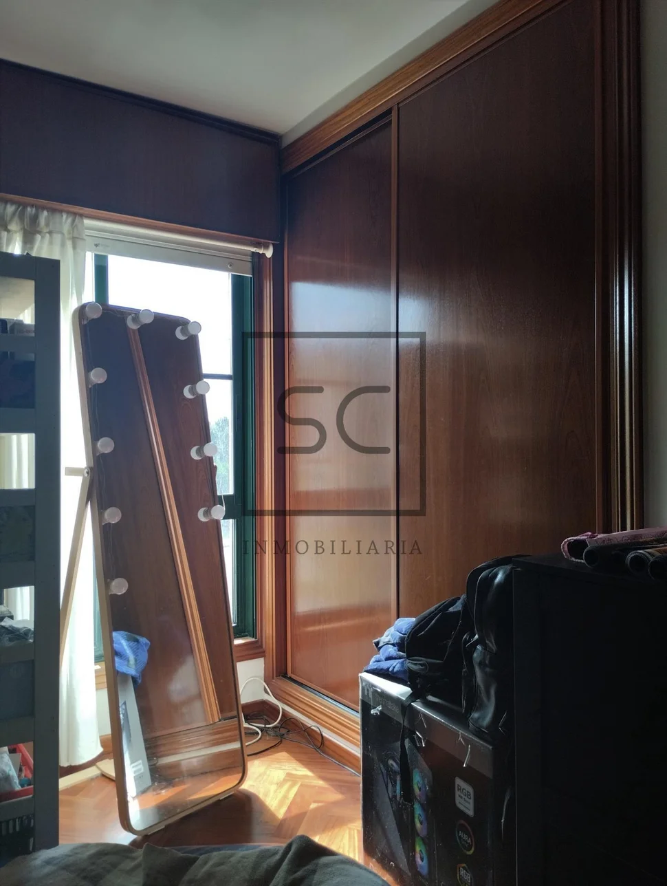 Adosado con jardín en a zapateira