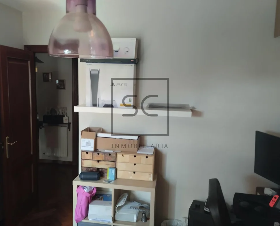 Adosado con jardín en a zapateira