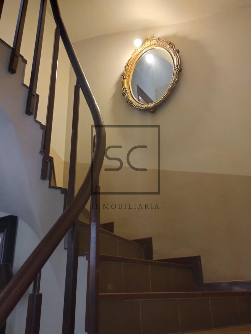 Adosado con jardín en a zapateira