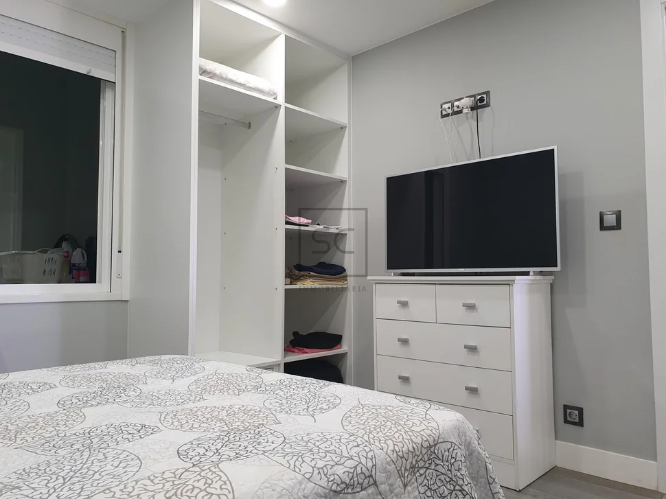 Pareado con terraza finca y bodegas en catabois, ferrol