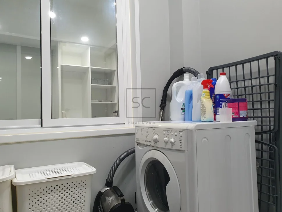 Pareado con terraza finca y bodegas en catabois, ferrol