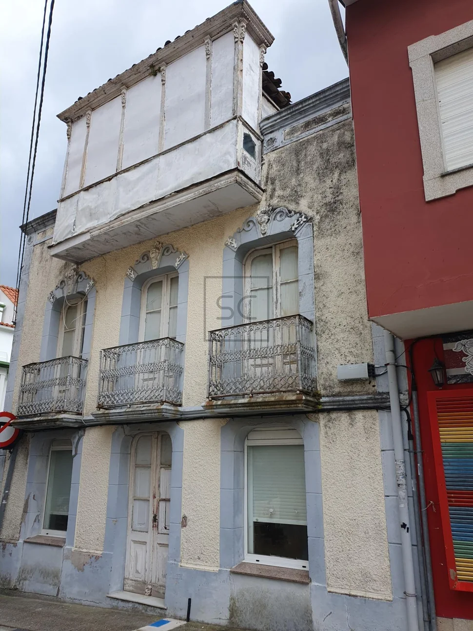 Casa adosada en ares, ares