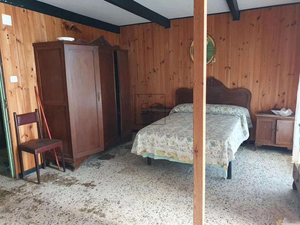 Casa adosada en ares, ares