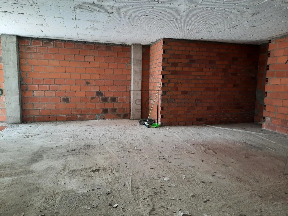 Local comercial en primera linea odeon en la gándara, narón