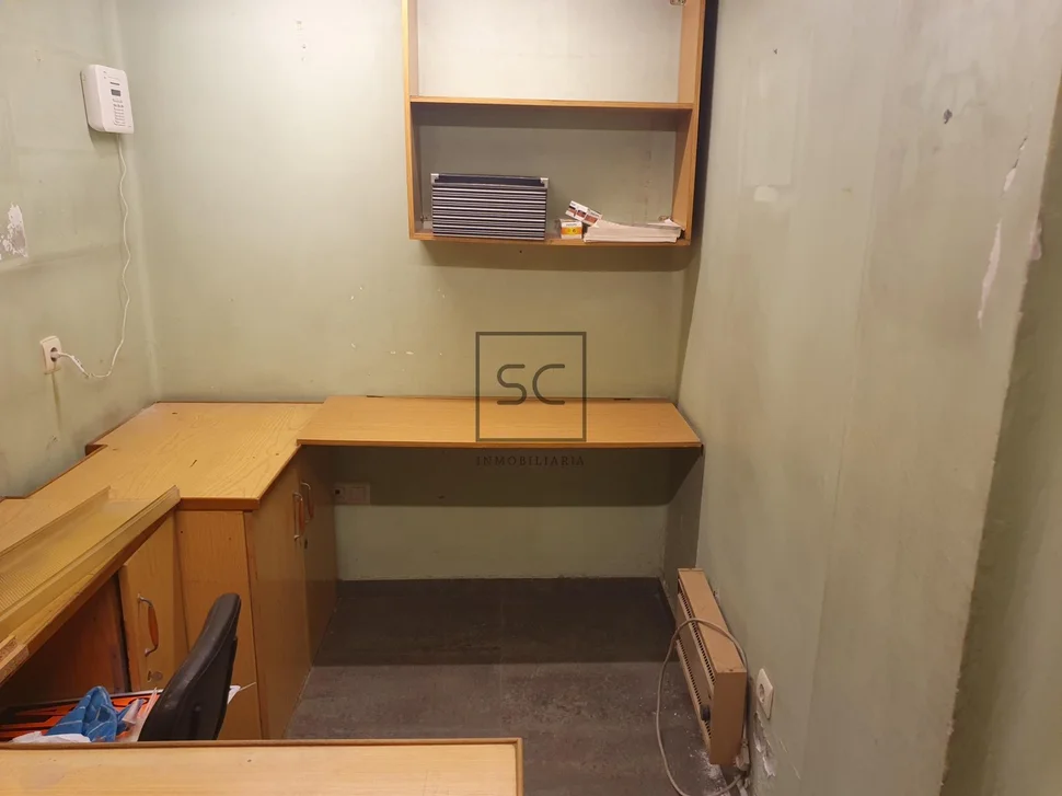 Local, solar y aparcamiento en catabois, ferrol