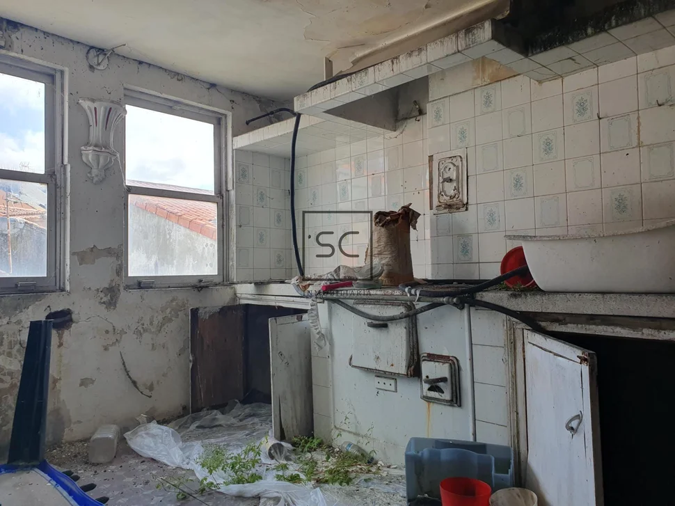 Edificio para reformar en puerto, ferrol