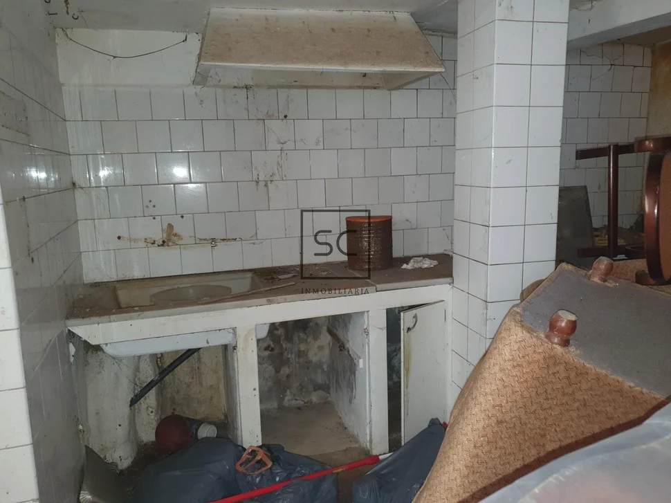 Edificio para reformar en puerto, ferrol