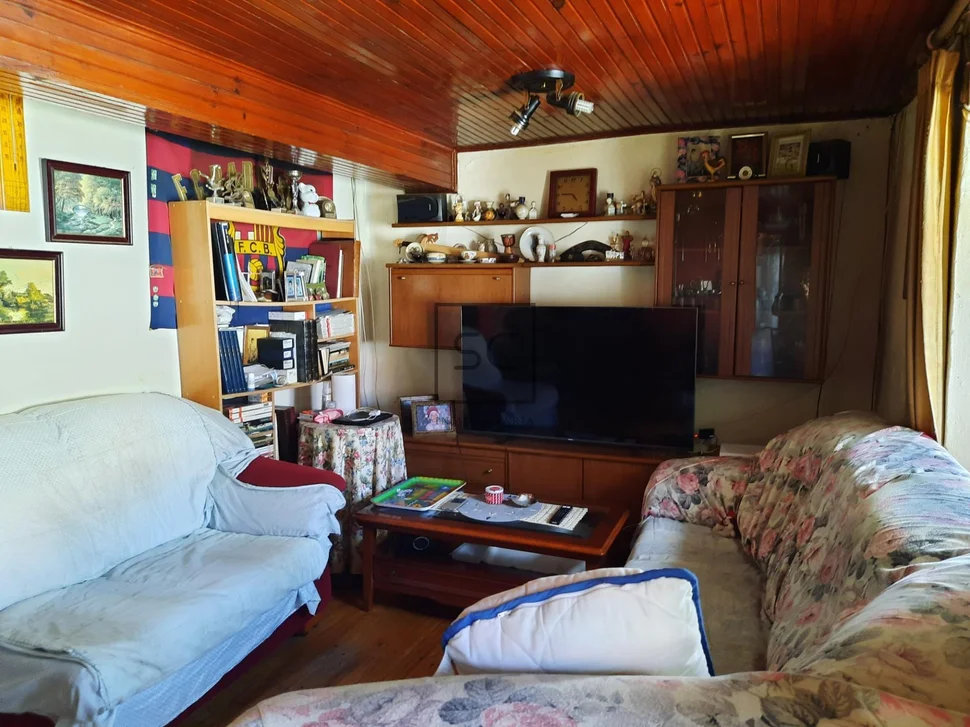 Casa adosada para reforma integral en jubia, narón