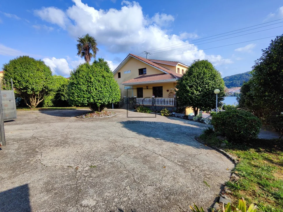 Magnifico chalet en cabanas a pocos metros de la playa