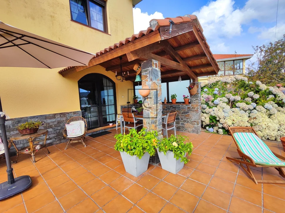 Magnifico chalet en cabanas a pocos metros de la playa