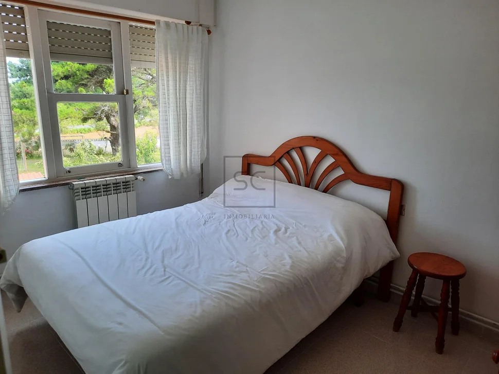 Casa unifamiliar con finca en esmelle